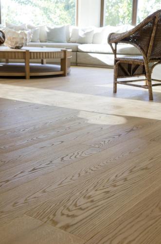 Hardwood Floor